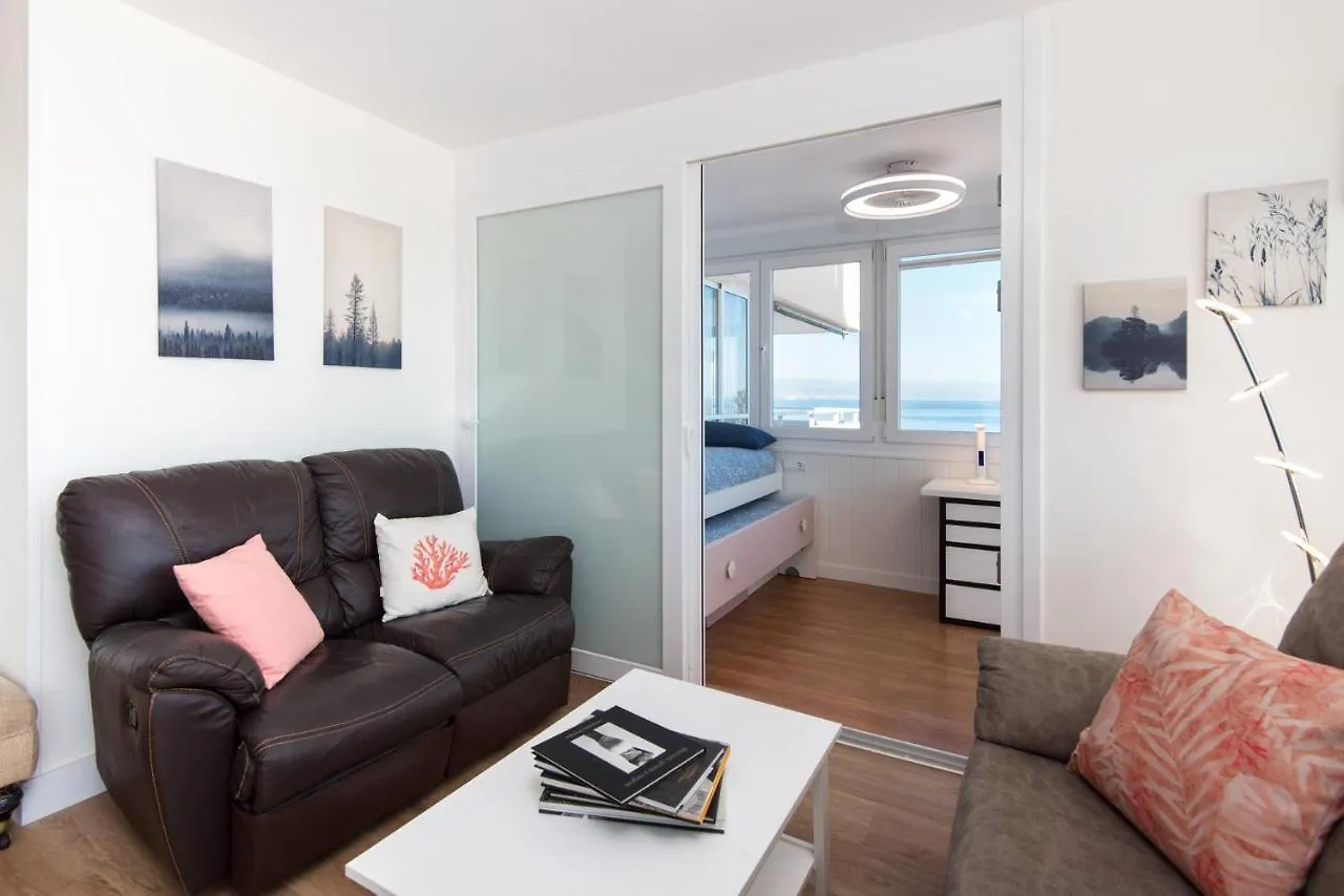 Magic Of The Ocean, Front Line Beach In Playamar-Parking, Sea Views, Pool, Tenis, Paddle, Wifi And Aircon Torremolinos Espagne