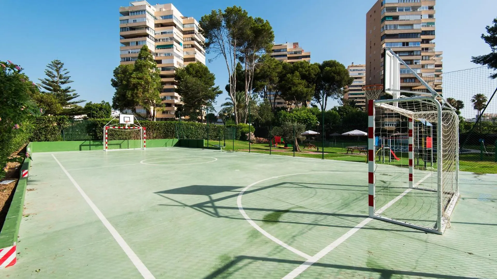 Magic Of The Ocean, Front Line Beach In Playamar-Parking, Sea Views, Pool, Tenis, Paddle, Wifi And Aircon Torremolinos Appartement